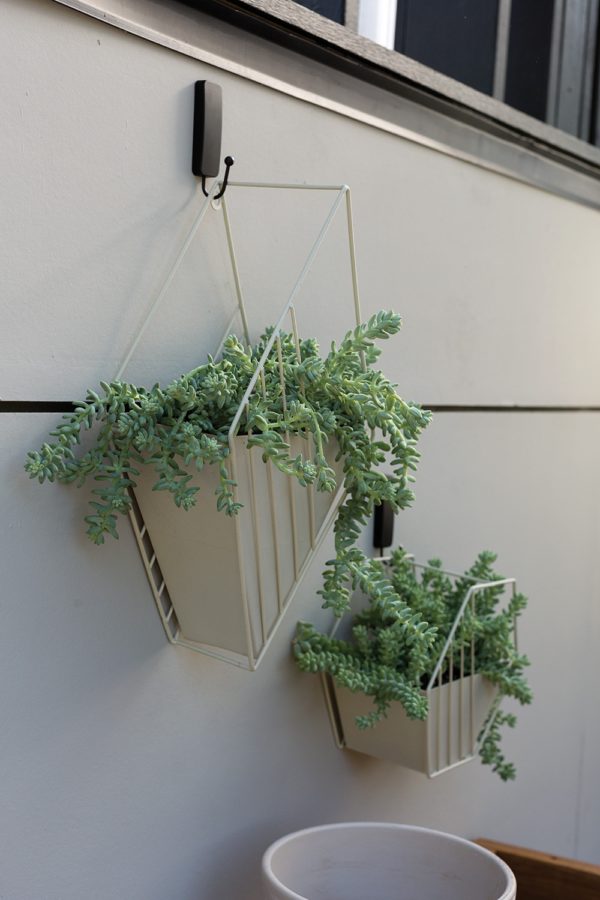 Tulane Hanging Planter - Image 2